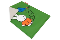 Flying Carpet x Miffy Miffy Spielteppich, grün, 180x140 cm