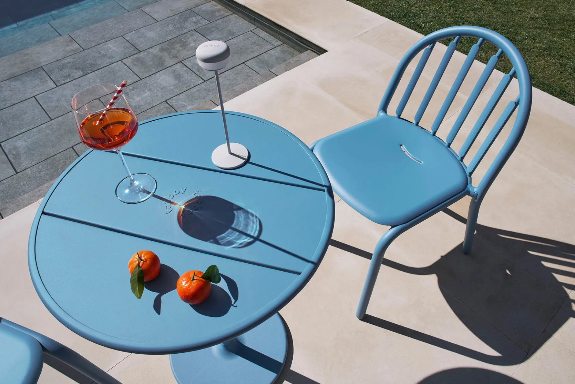 Fred's Bistreau Kleiner runder Gartentisch, 60x60x76 cm